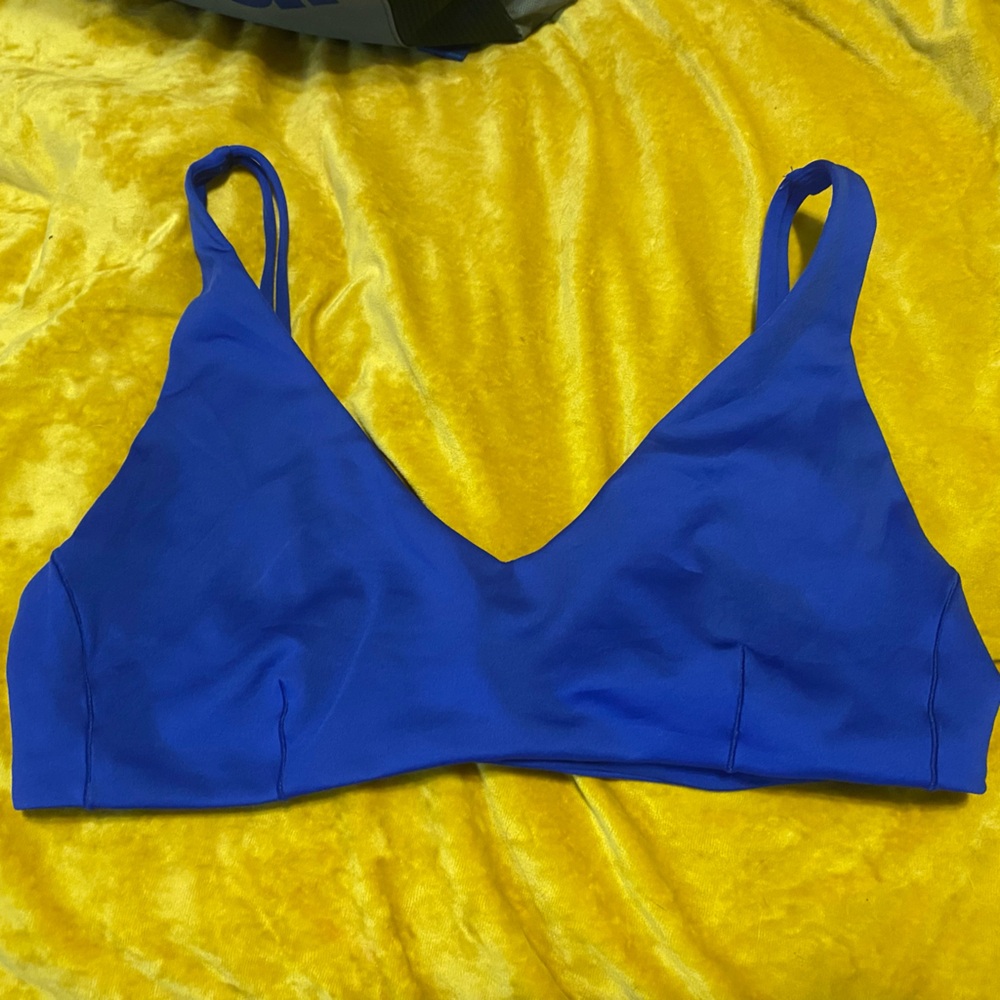 Left on Friday Sunday Top D +